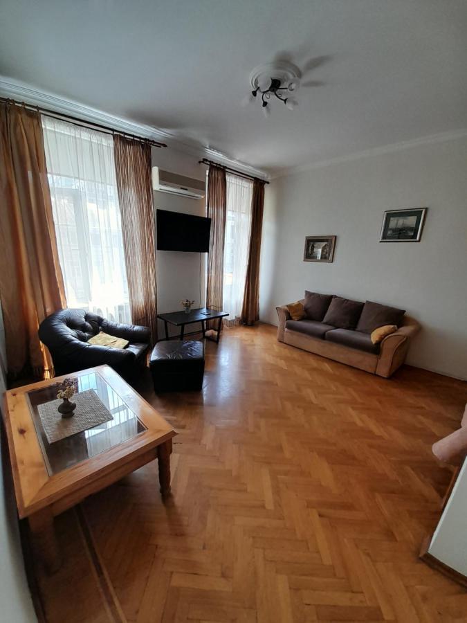 Apartment On Hretska 26/28 Odessa Eksteriør billede